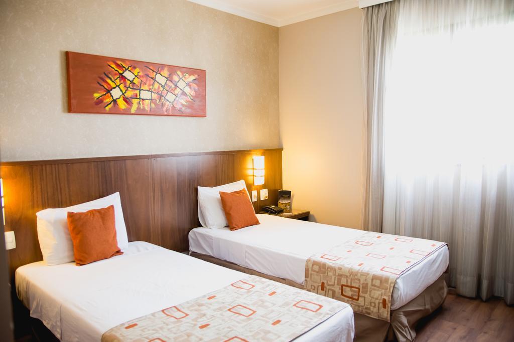 Class Hotel Varginha Varginha  Luaran gambar