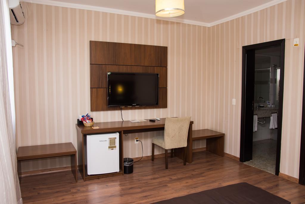 Class Hotel Varginha Varginha  Luaran gambar